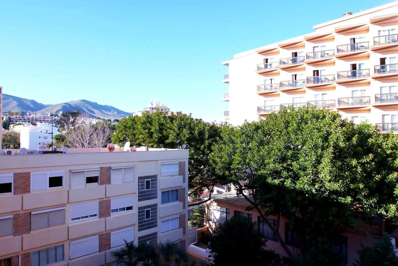 Apartamento La Carihuela Торремолінос Екстер'єр фото