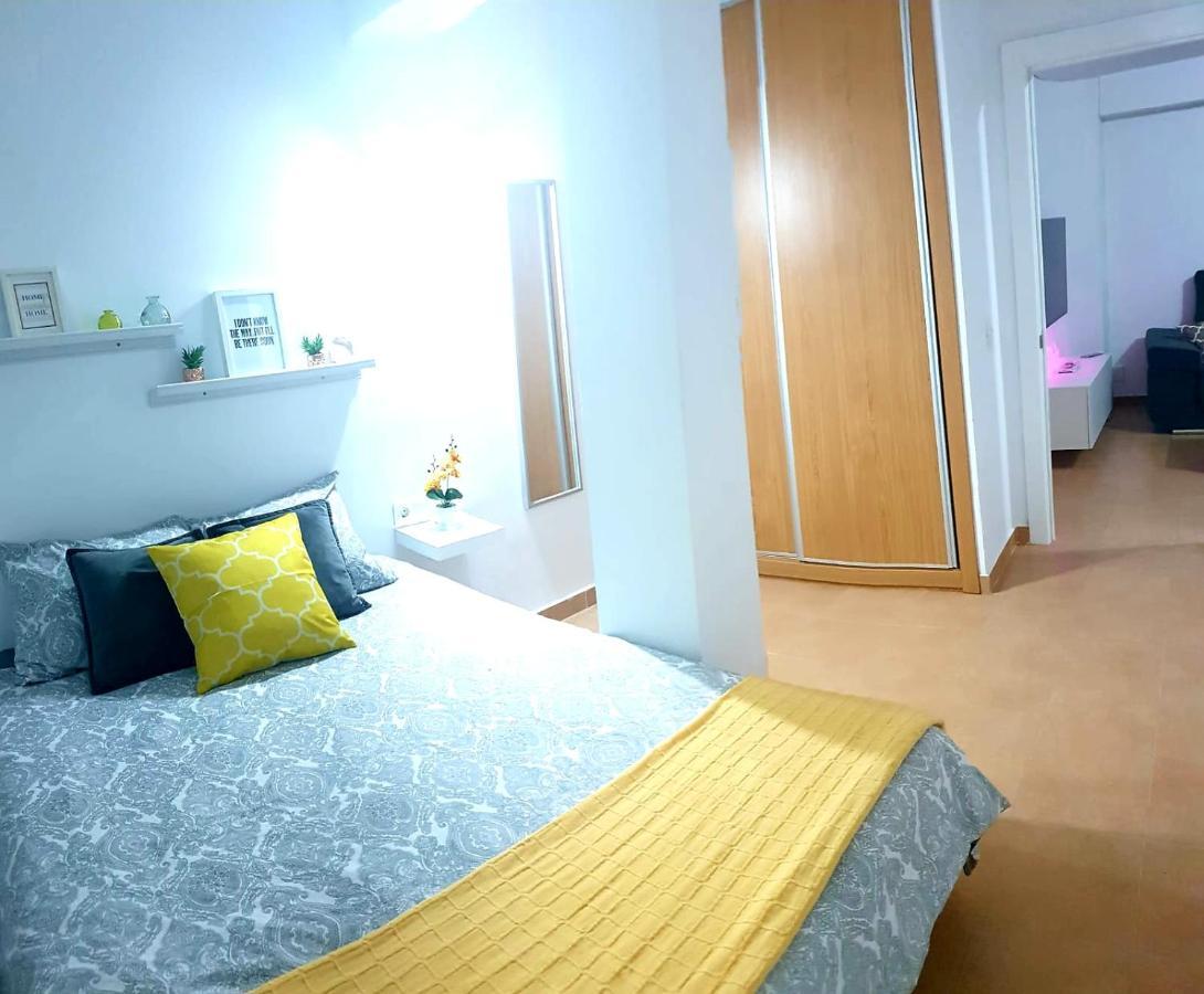 Apartamento La Carihuela Торремолінос Екстер'єр фото